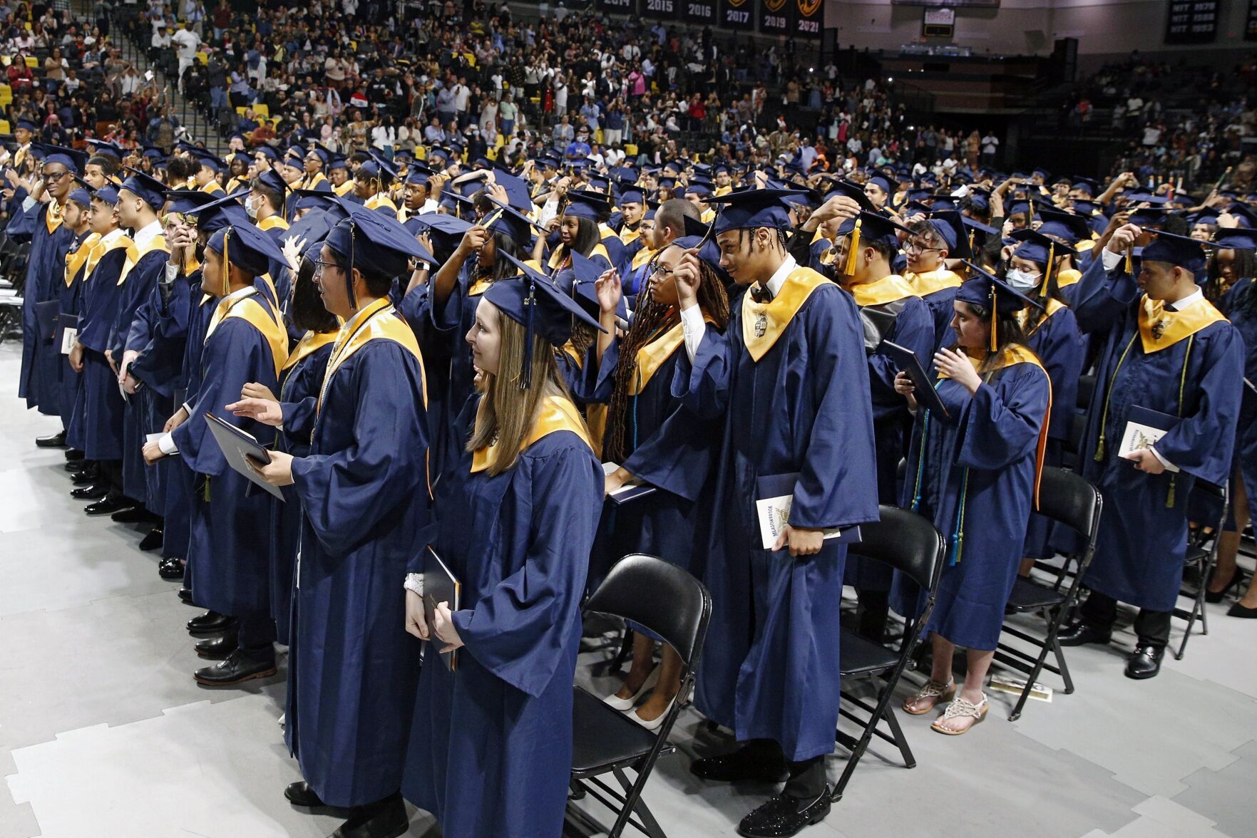 20220529_MET_GRAD_ER_12